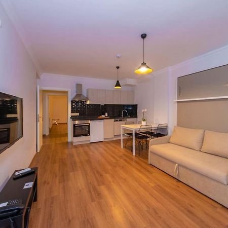 Joy Suites Istanbul Exteriör bild