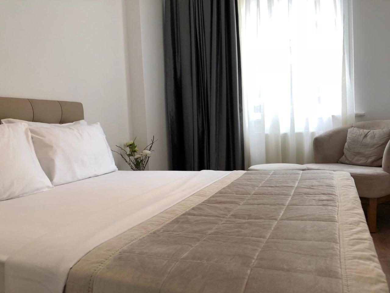 Joy Suites Istanbul Exteriör bild