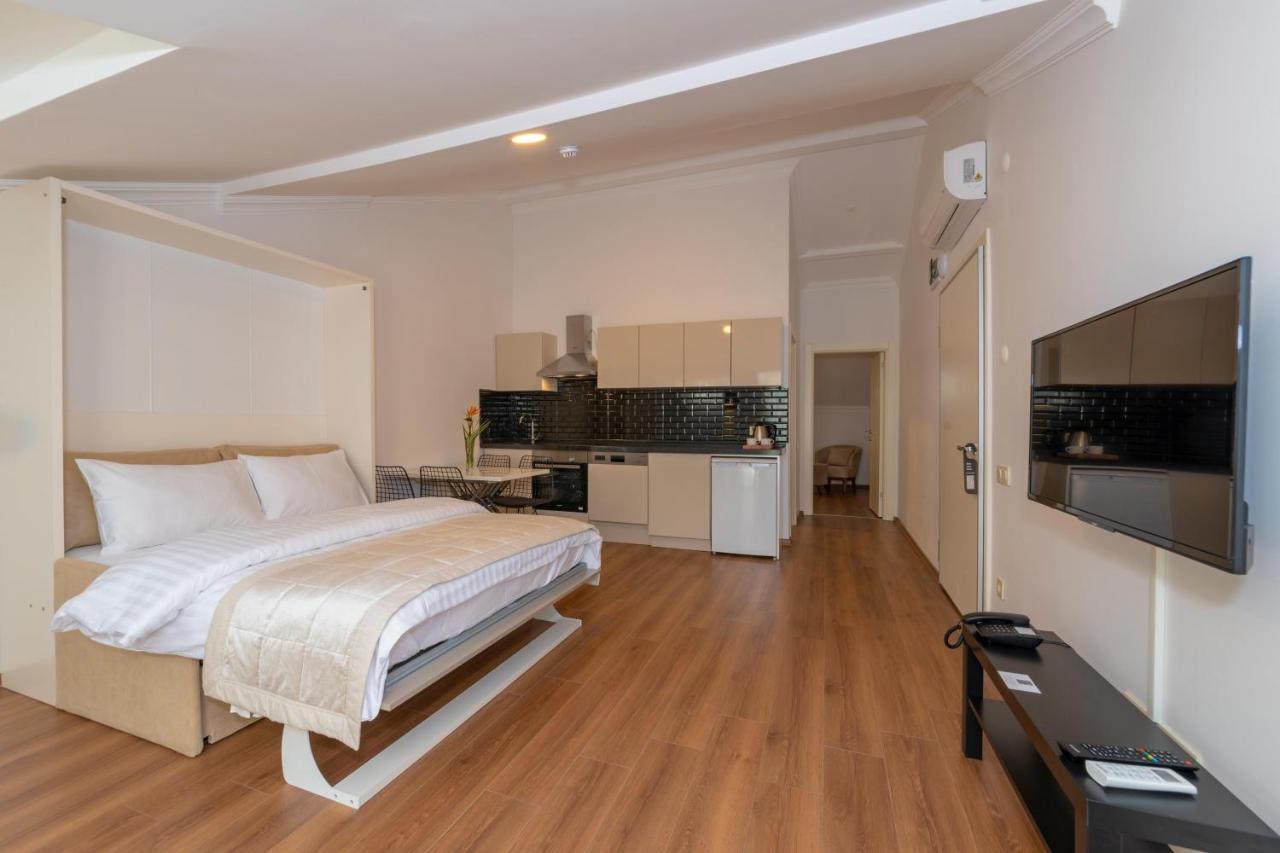Joy Suites Istanbul Exteriör bild