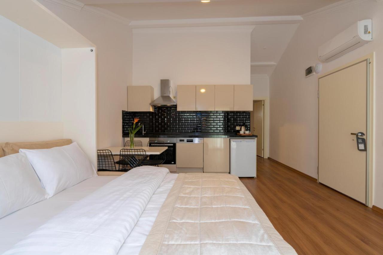 Joy Suites Istanbul Exteriör bild