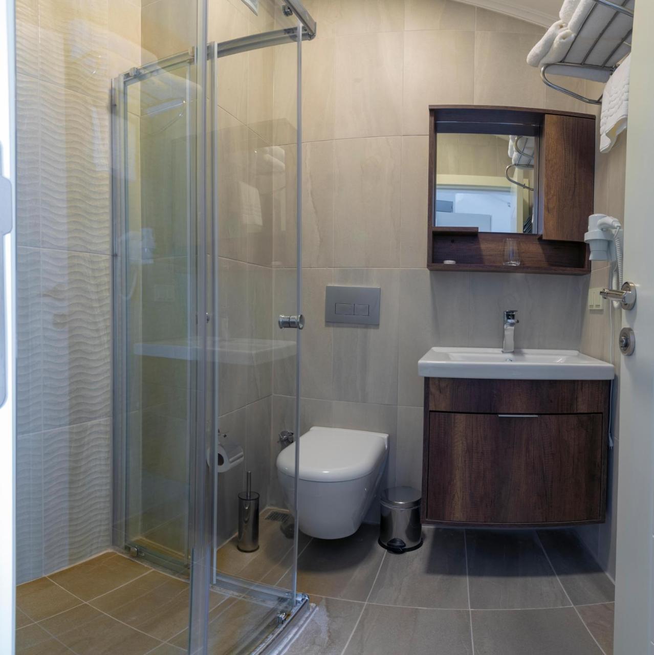 Joy Suites Istanbul Exteriör bild