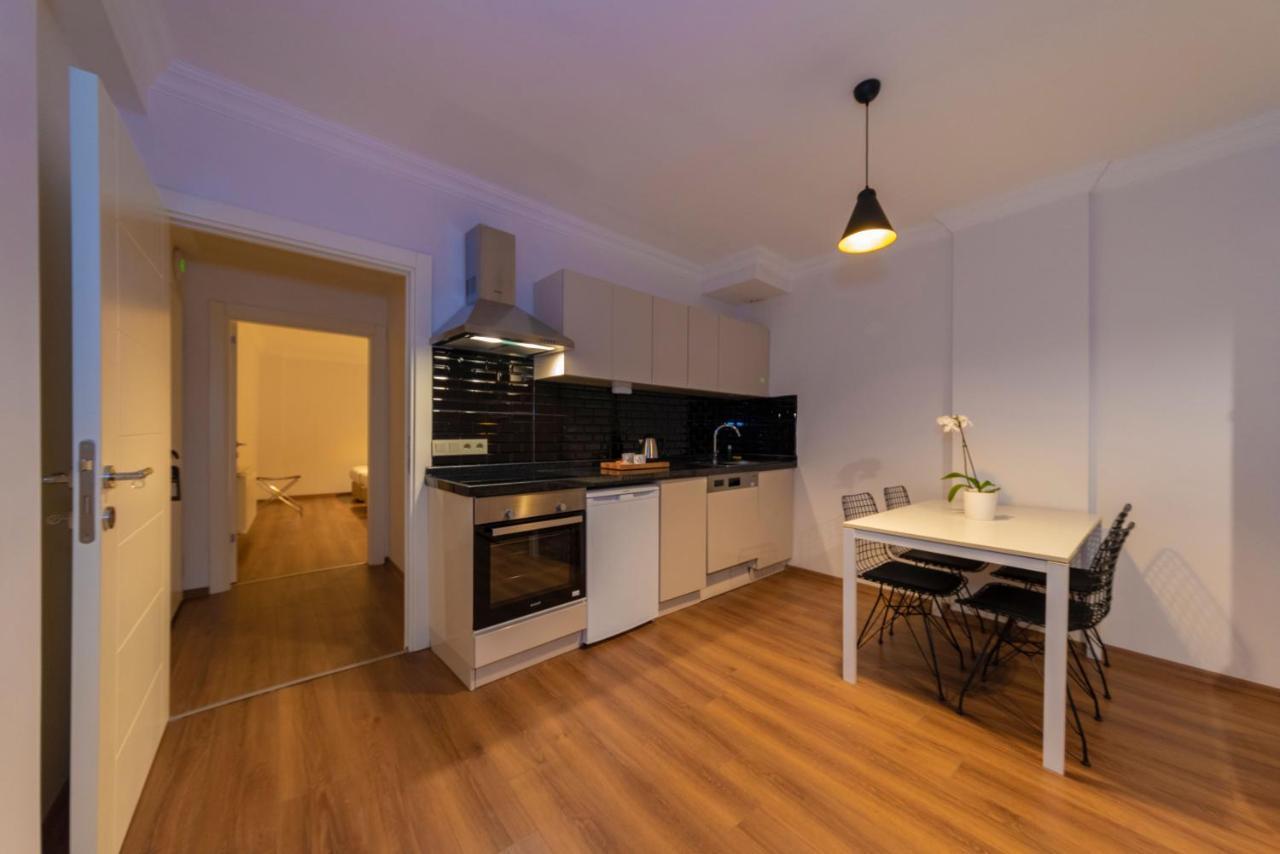 Joy Suites Istanbul Exteriör bild